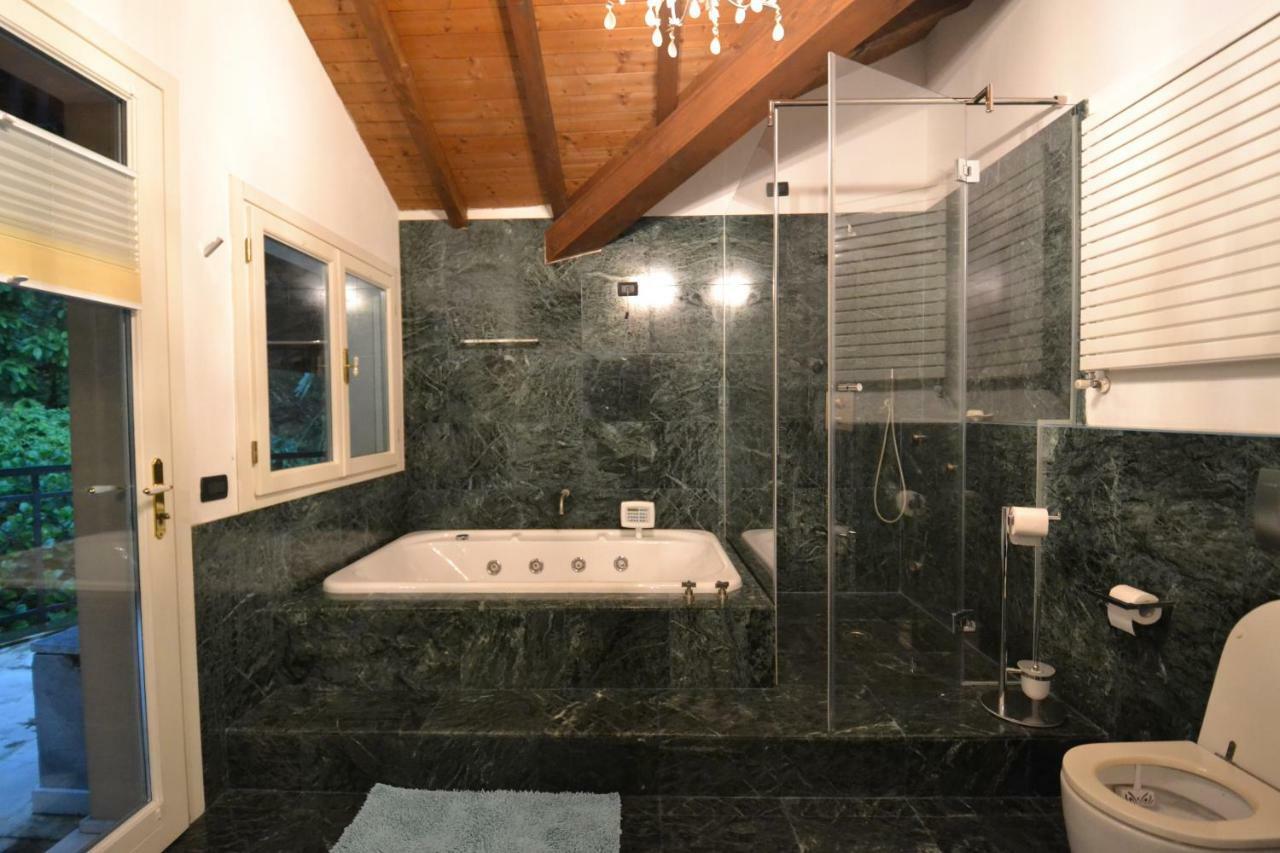 Villa Rina Deluxe And Cottage Porto Ceresio Exteriér fotografie